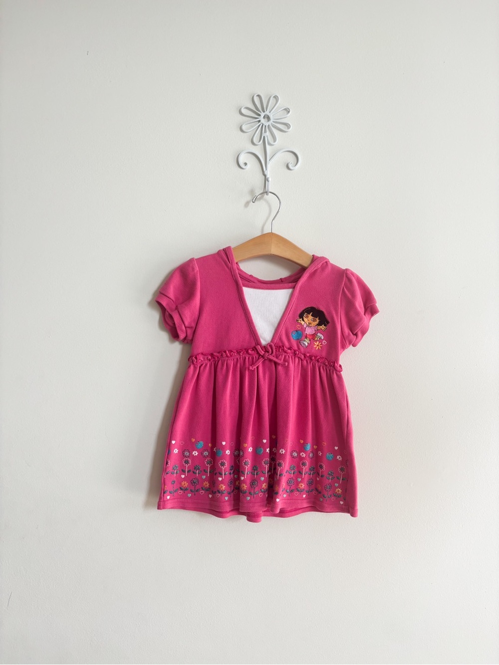 Y2K Nickelodeon Pink Dora the Explorer Hooded tee